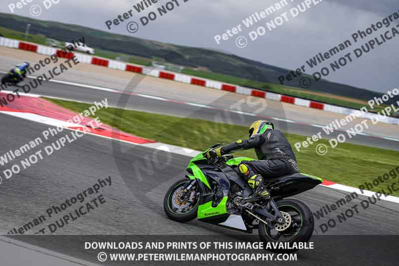 cadwell no limits trackday;cadwell park;cadwell park photographs;cadwell trackday photographs;enduro digital images;event digital images;eventdigitalimages;navarra;no limits trackdays;peter wileman photography;racing digital images;trackday digital images;trackday photos